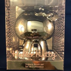 NIB Hello Kitty Sephora Makeup Brush Set 5pc